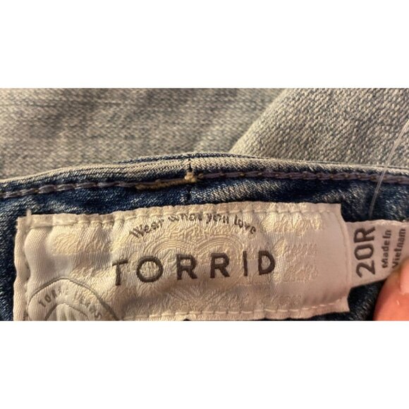Torrid Distressed Jeans Light Wash Cotton/Spandex Blend 20R - Picture 3 of 12